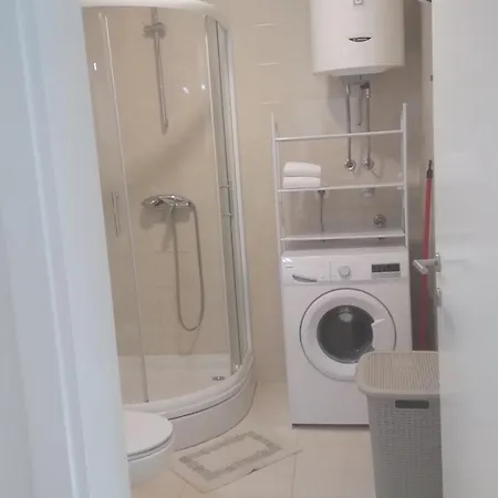Leona1 Apartman